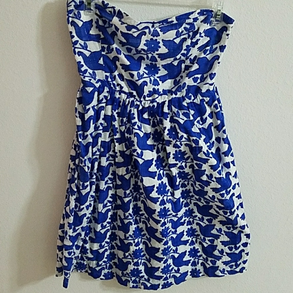 Beautiful sleeveless dress